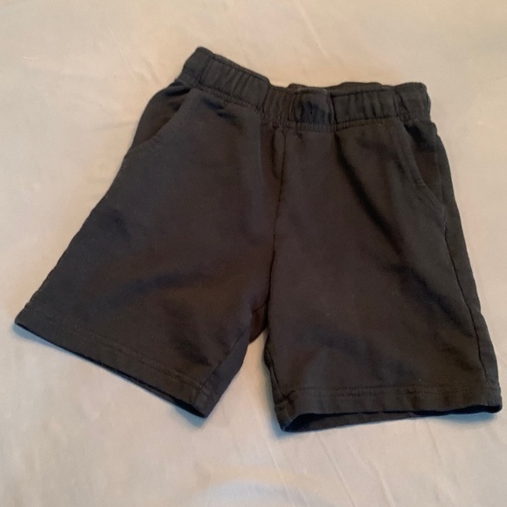 Cat and Jack Boys XS 4/5 Pull-up shorts - Black